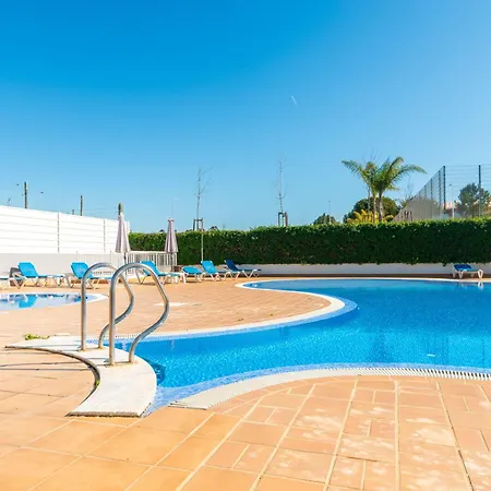 Beachside Bliss 5 Mins & Waterfront - Pool - Wi-fi - Smart Tv Tavira