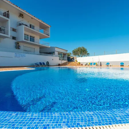 Beachside Bliss 5 Mins Beach&waterfront - Pool - Wi-fi - Smart Tv *